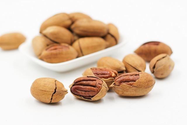 Enhancing Your Diet: Creative Recipes Featuring Nuzest and Plant-Based Milks